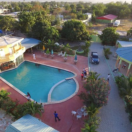 La Cayenna Hotel Et Restaurant Port-au-Prince Zewnętrze zdjęcie